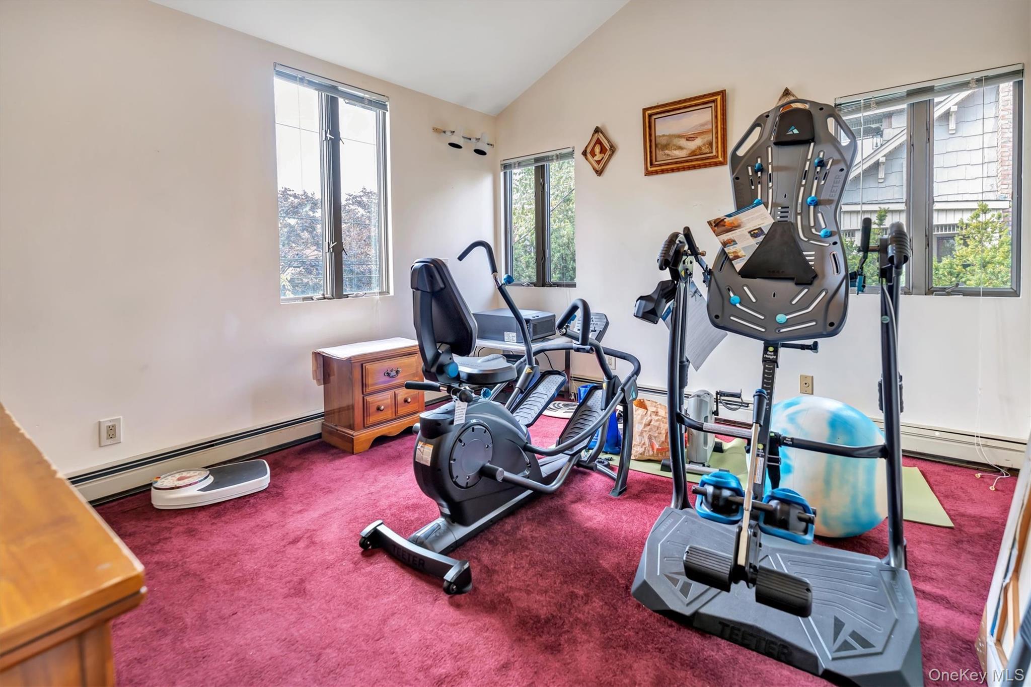 34 W 2nd Street, Freeport, NY 11520