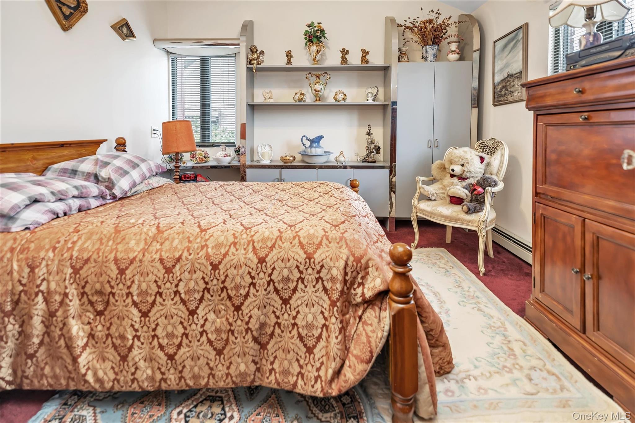 34 W 2nd Street, Freeport, NY 11520