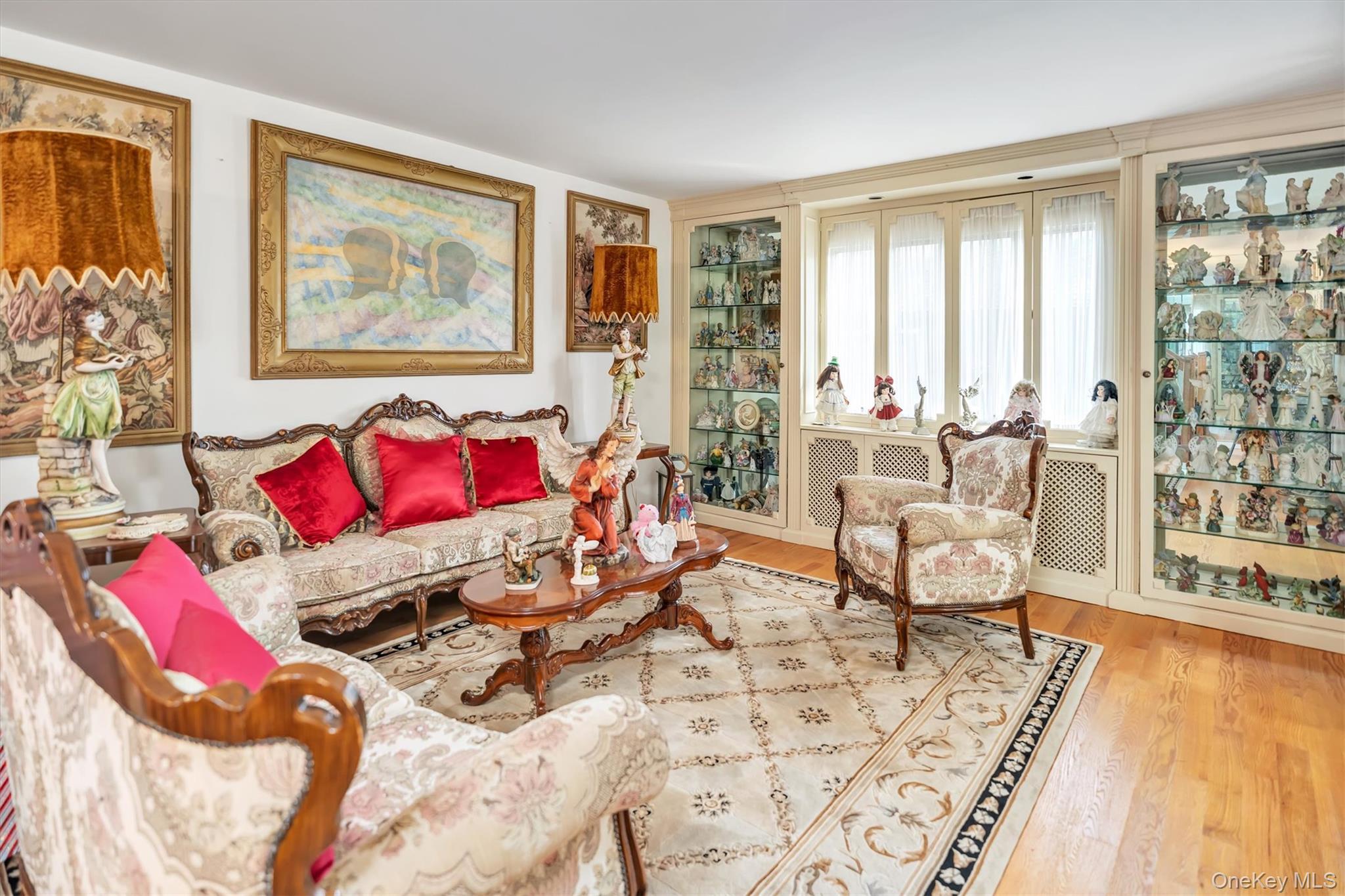 34 W 2nd Street, Freeport, NY 11520