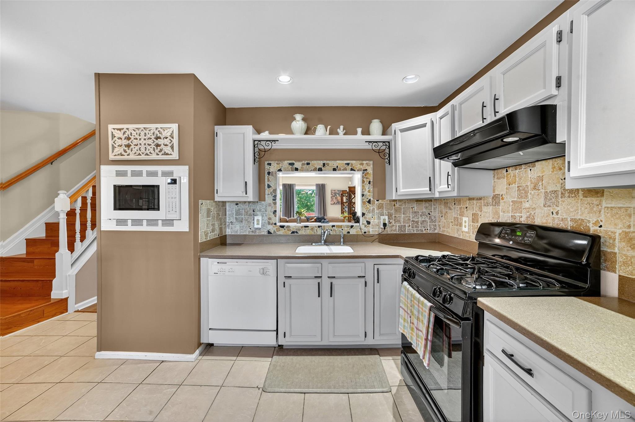 204 Mallard Way, Peekskill, NY 10566