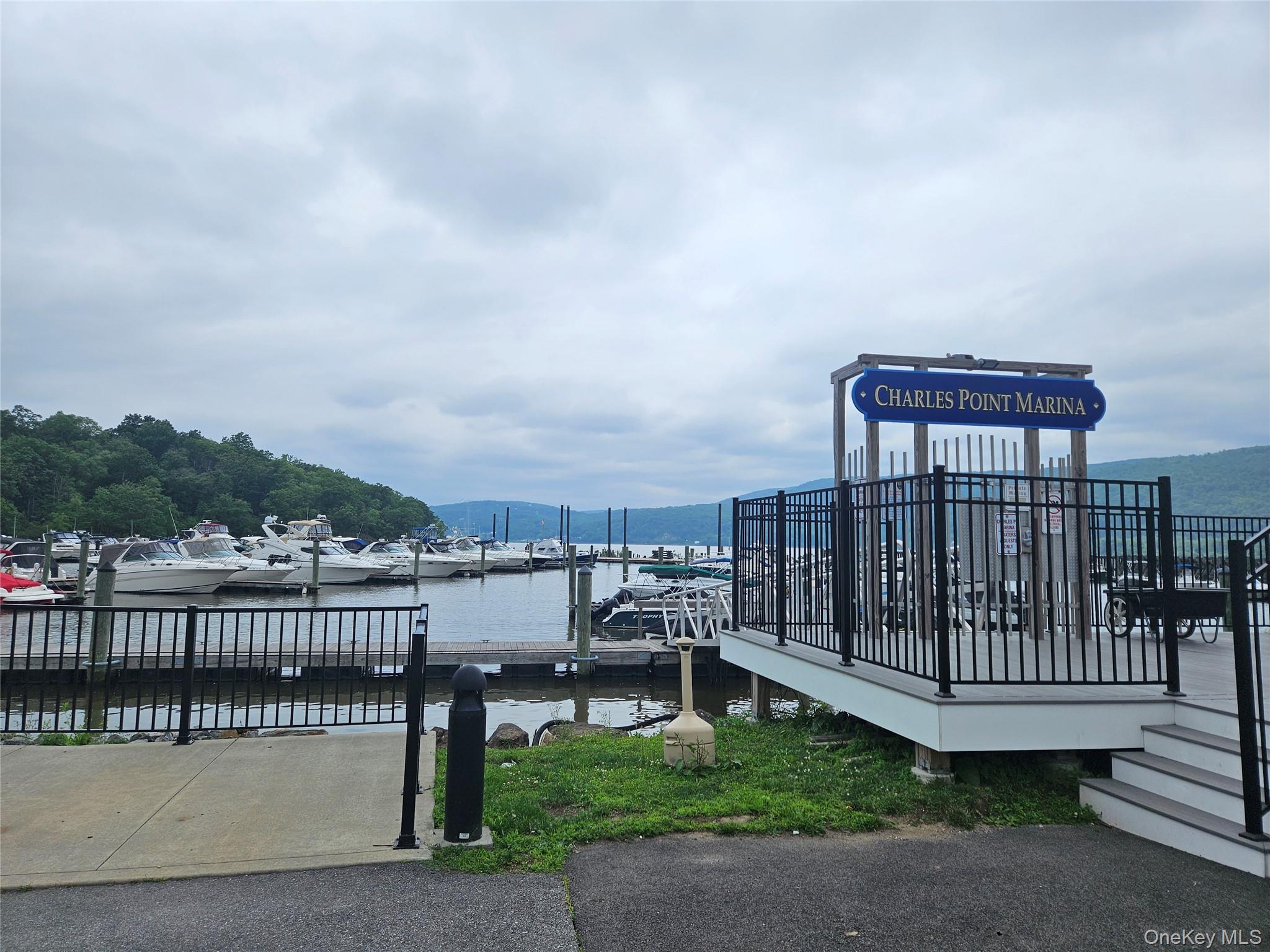 204 Mallard Way, Peekskill, NY 10566