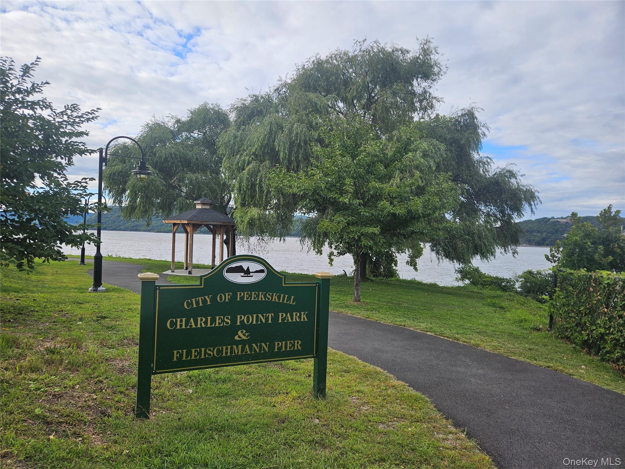 204 Mallard Way, Peekskill, NY 10566