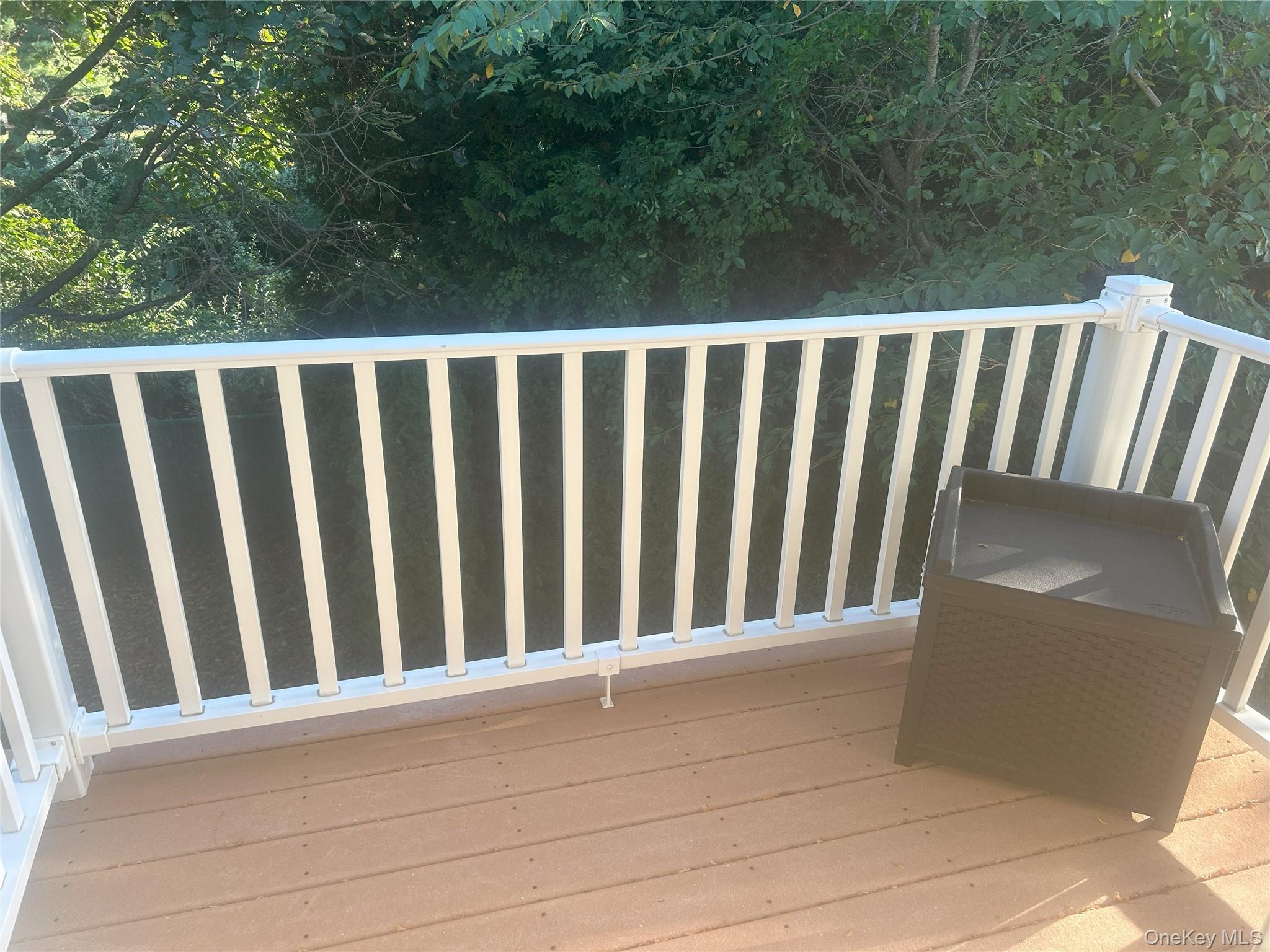 1082 Savoy Drive, Melville, NY 11747