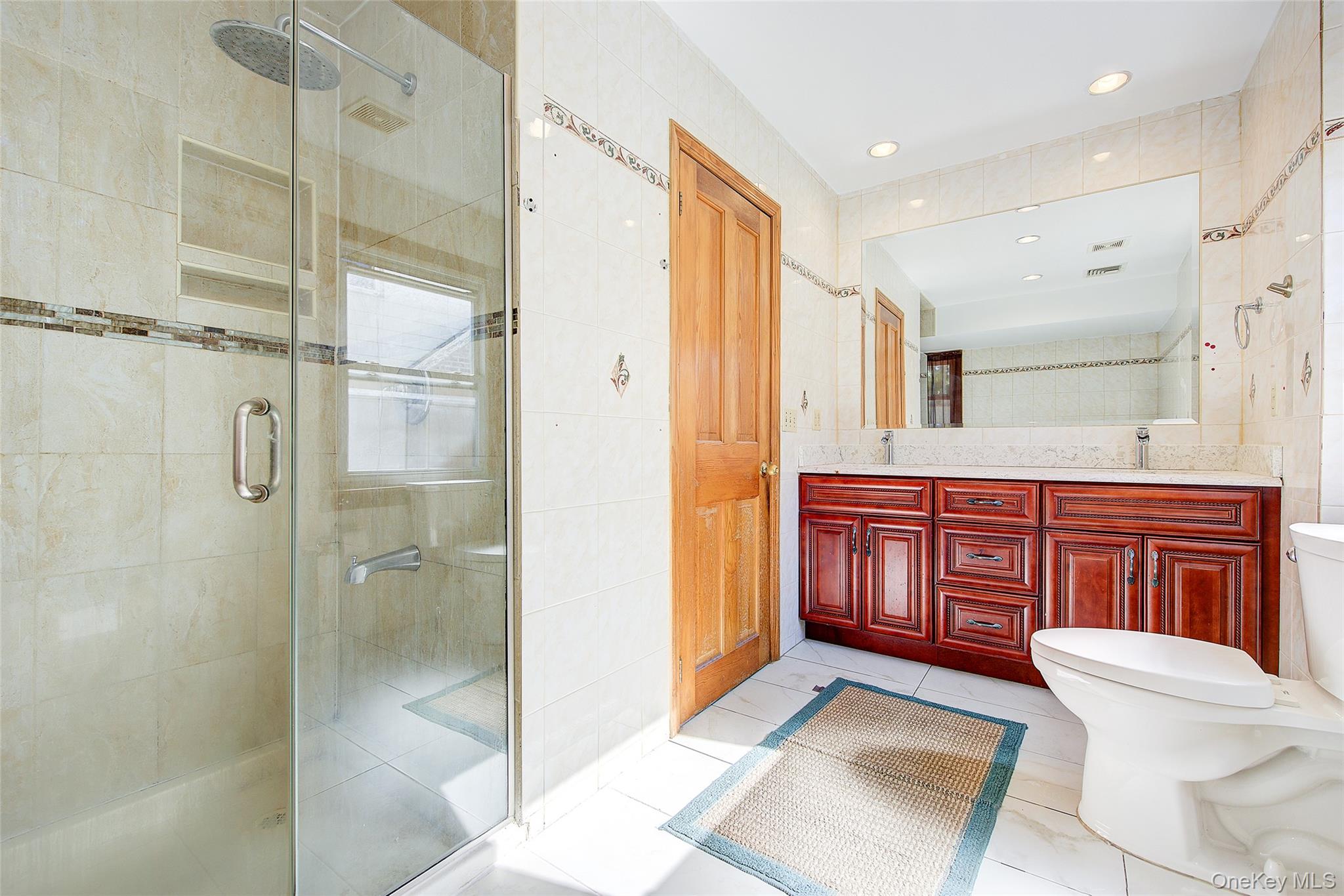 85-54 148th Street, Briarwood, NY 11435