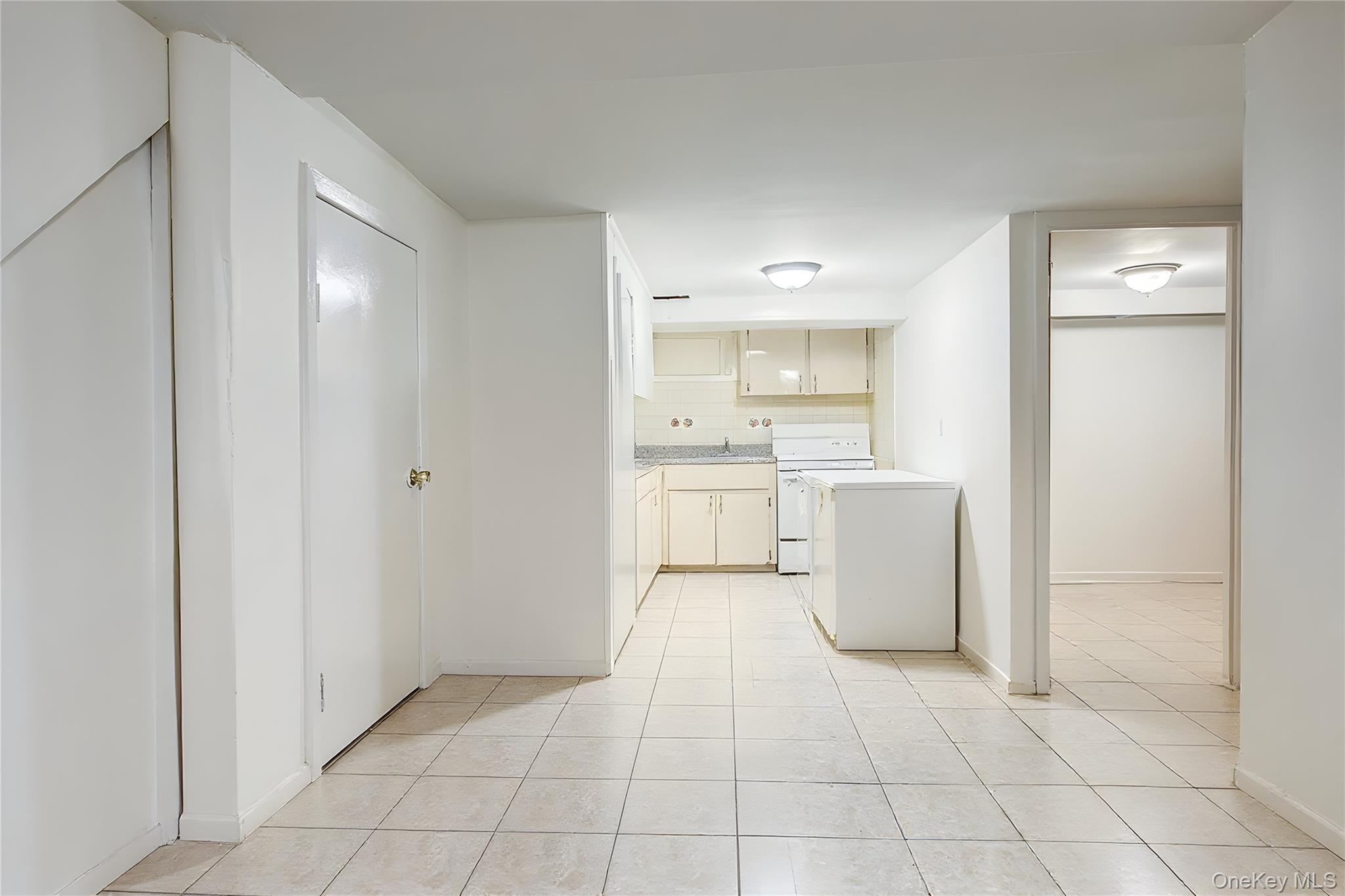 85-54 148th Street, Briarwood, NY 11435