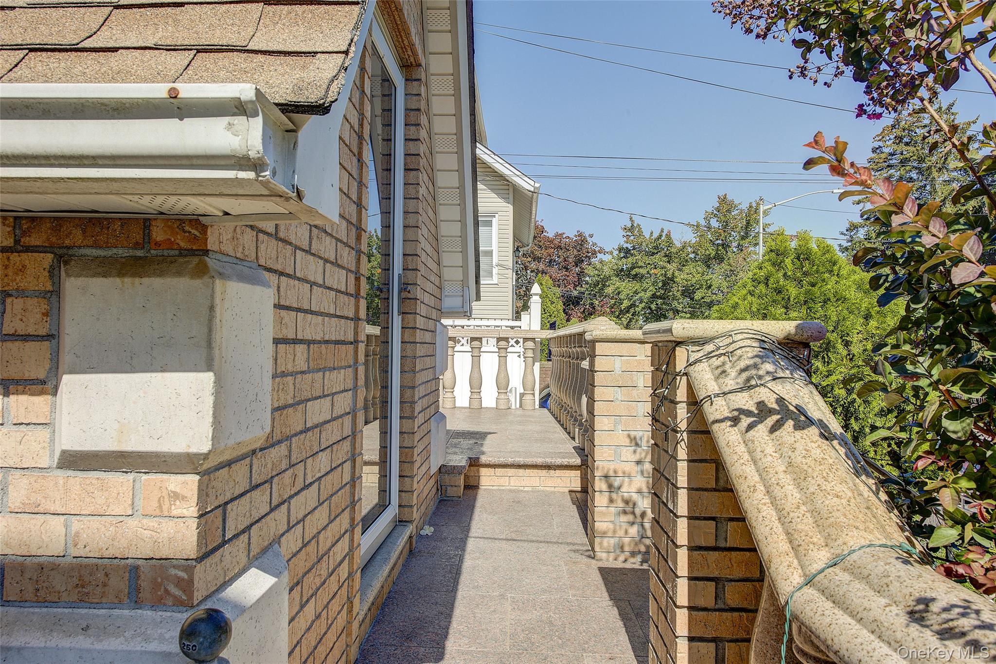 85-54 148th Street, Briarwood, NY 11435