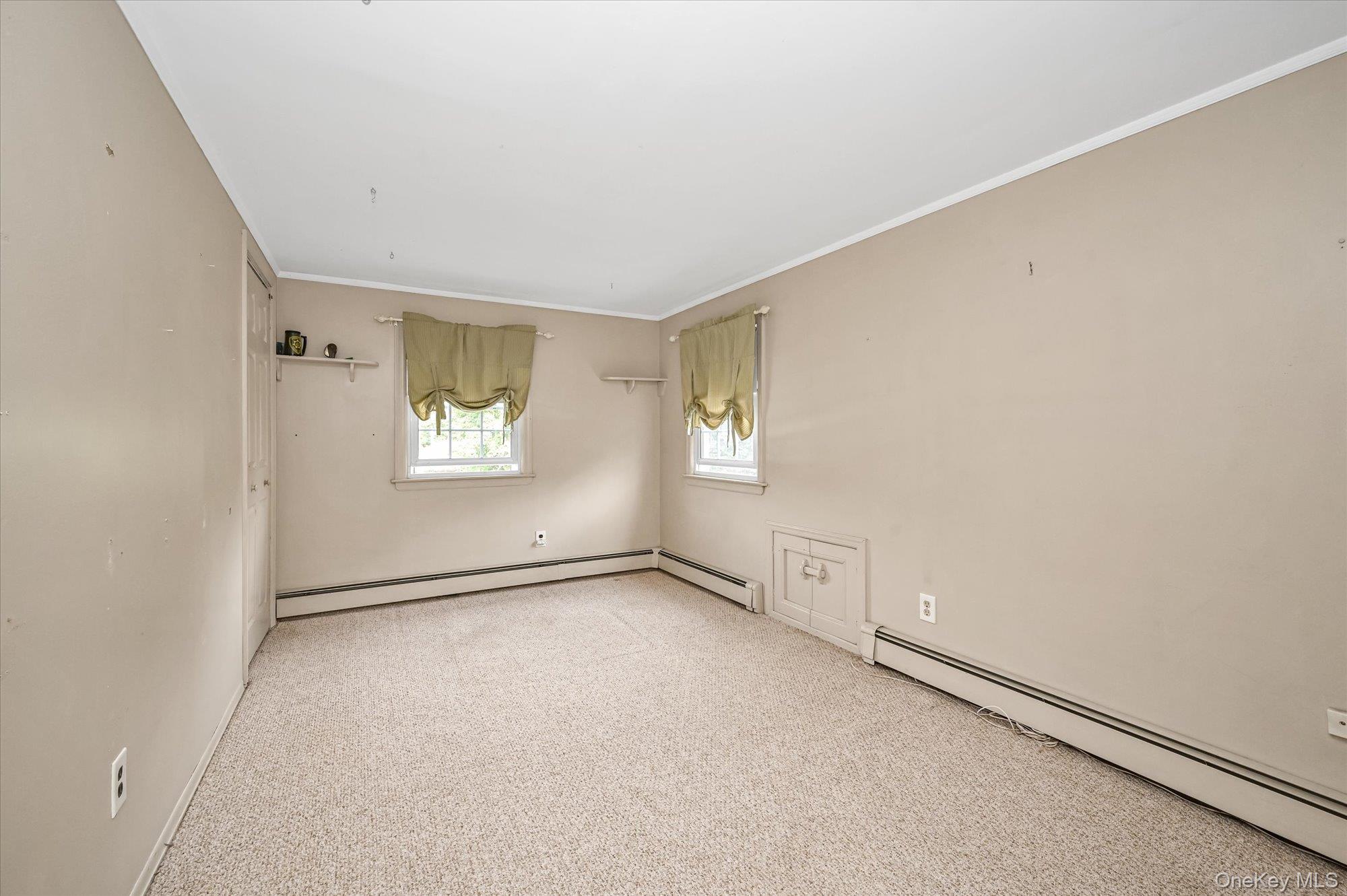 11 Pittsburgh Avenue, Massapequa, NY 11758