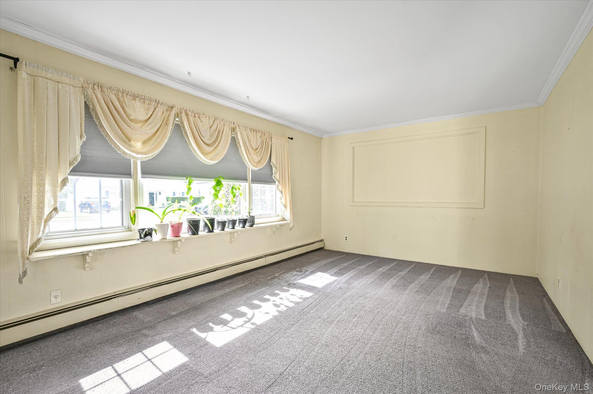 11 Pittsburgh Avenue, Massapequa, NY 11758