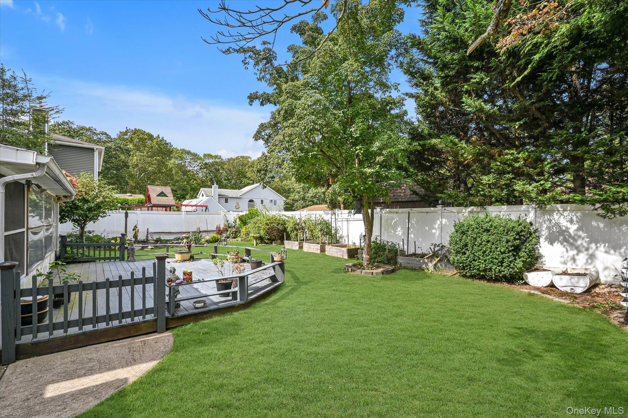 11 Pittsburgh Avenue, Massapequa, NY 11758