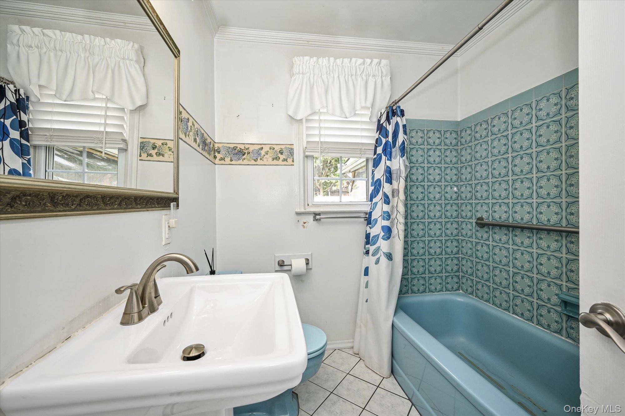 11 Pittsburgh Avenue, Massapequa, NY 11758