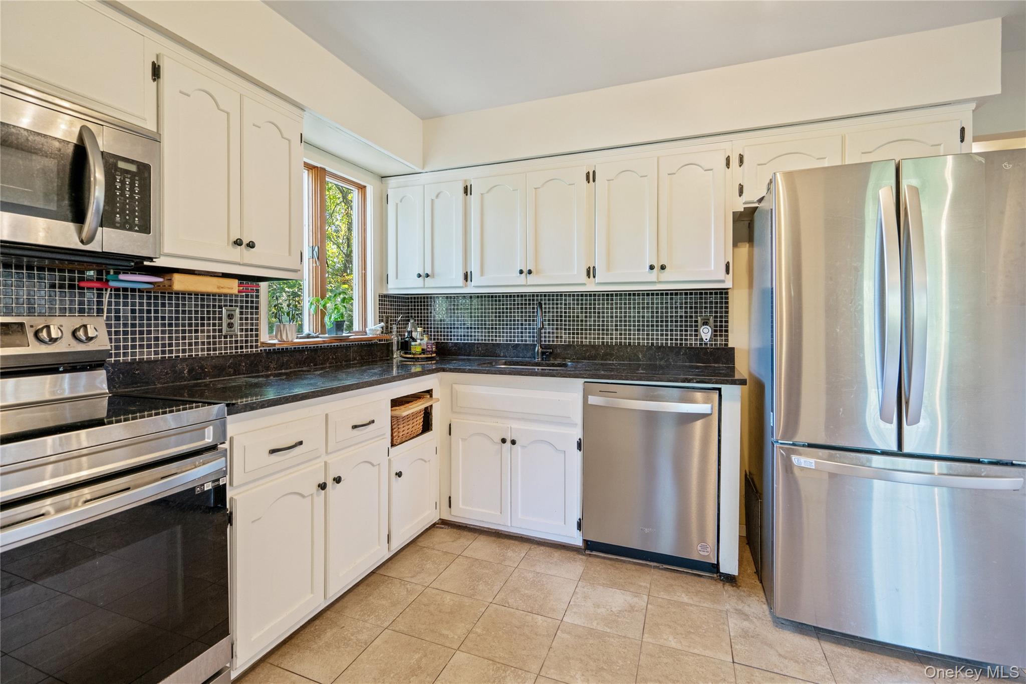 28 Tuscala Street, Selden, NY 11784