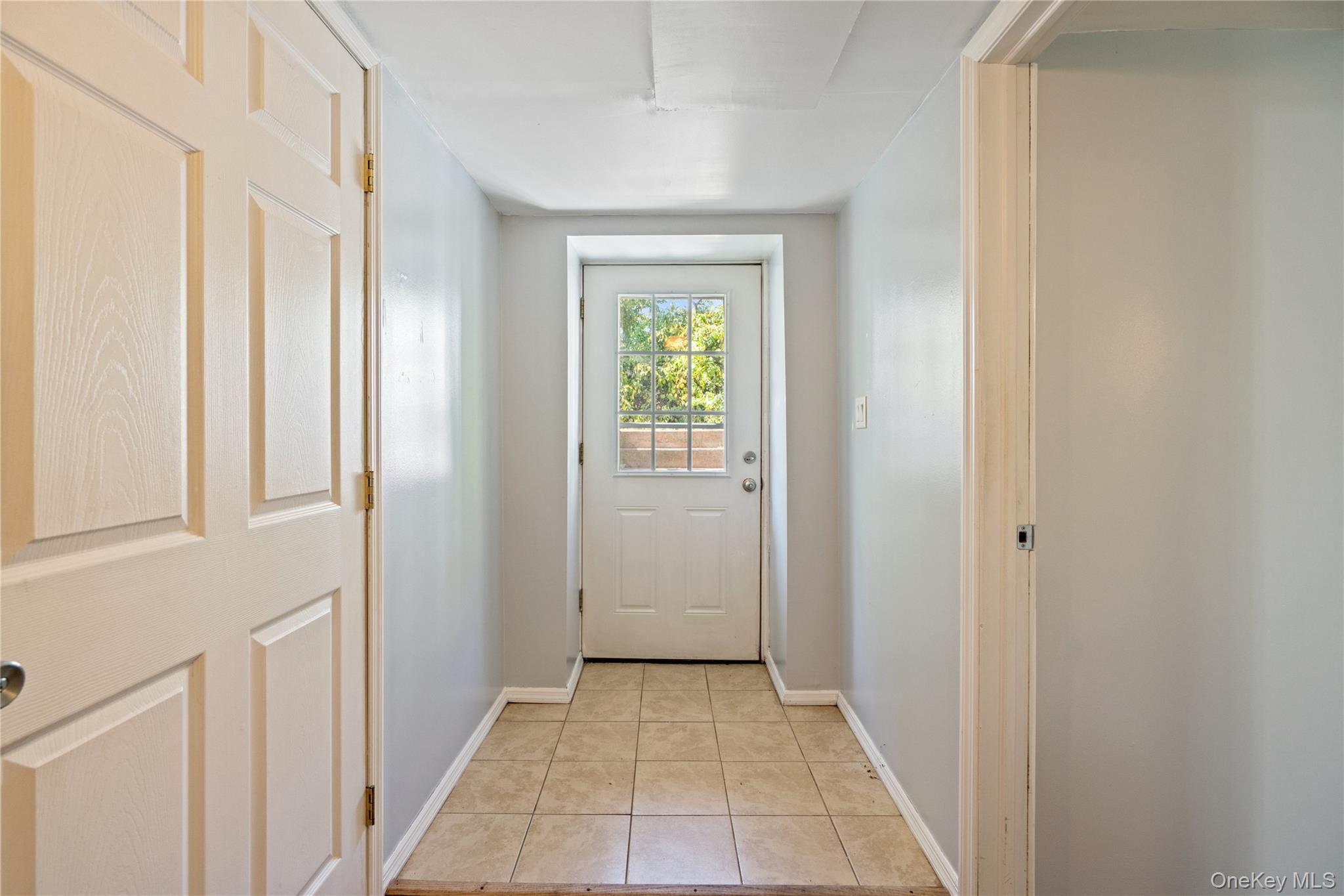 28 Tuscala Street, Selden, NY 11784