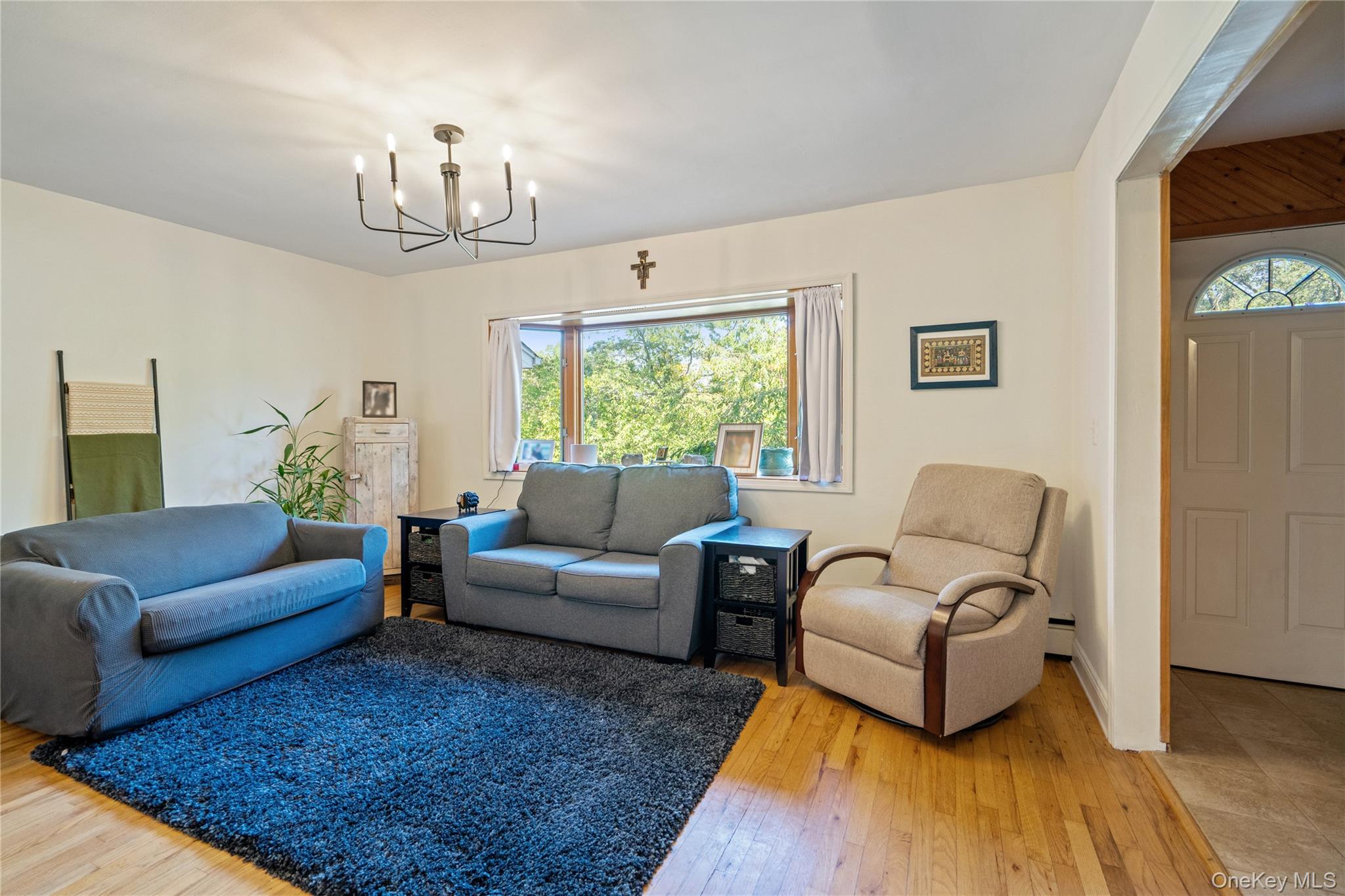 28 Tuscala Street, Selden, NY 11784