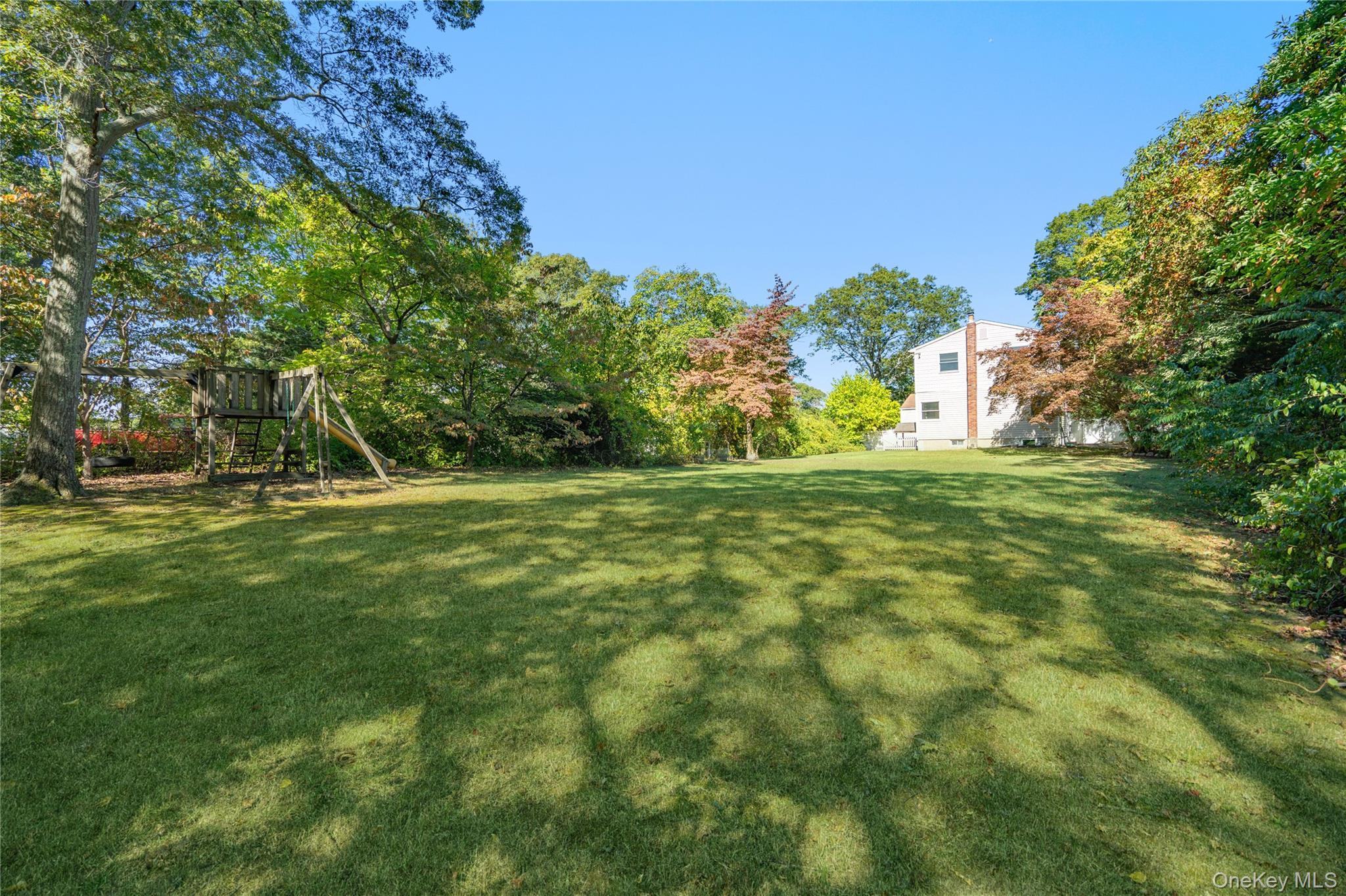 28 Tuscala Street, Selden, NY 11784