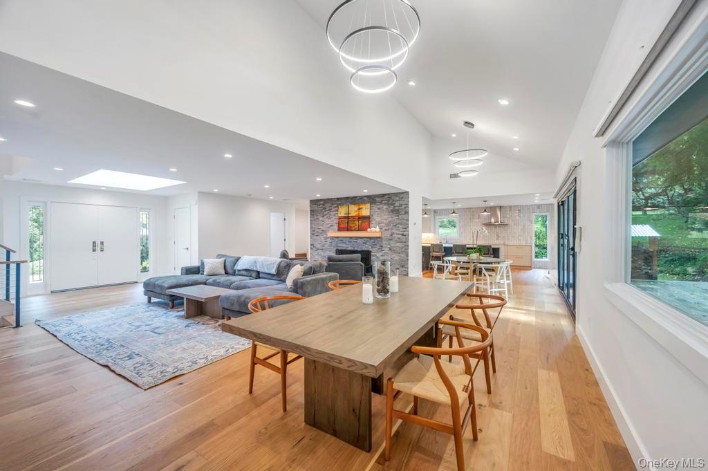 9 Brothers Court, Dix Hills, NY 11746