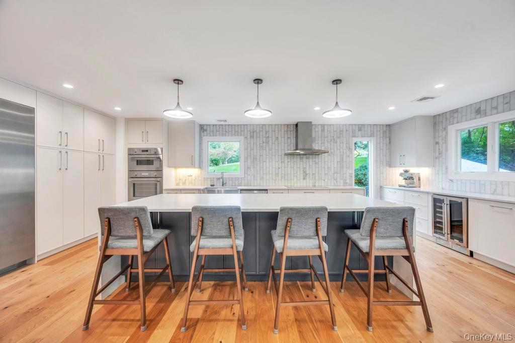 9 Brothers Court, Dix Hills, NY 11746