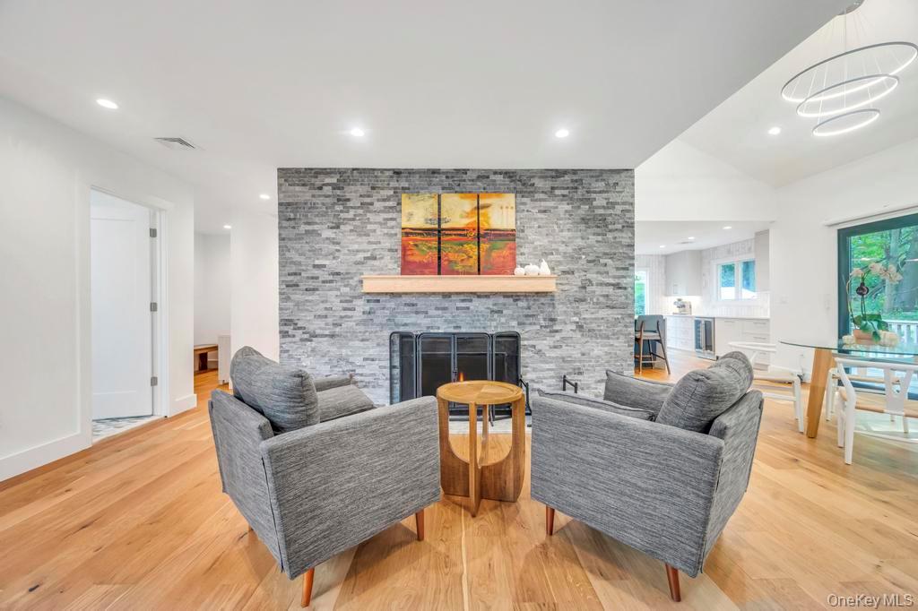 9 Brothers Court, Dix Hills, NY 11746