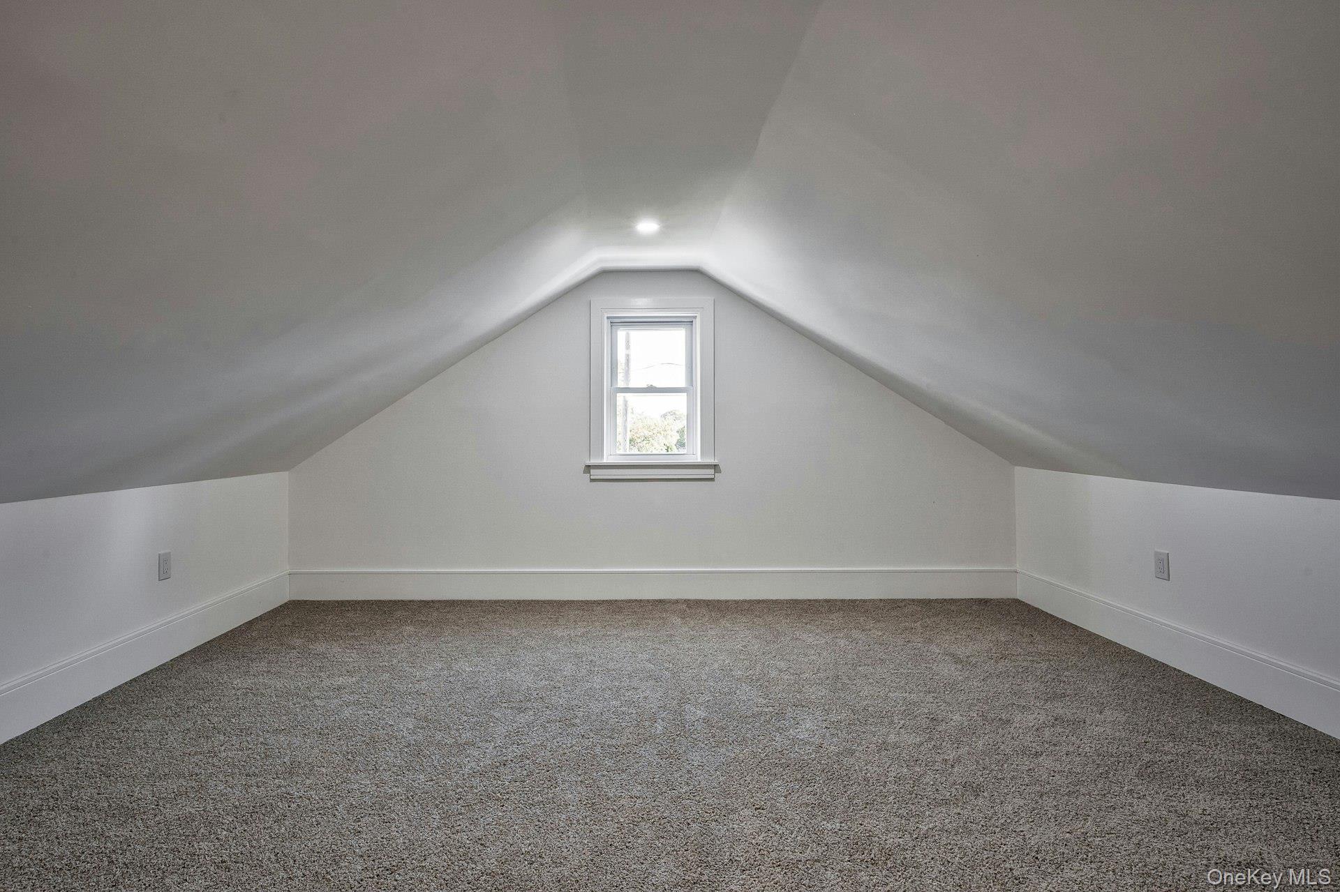 60 Long Drive, Hempstead, NY 11550