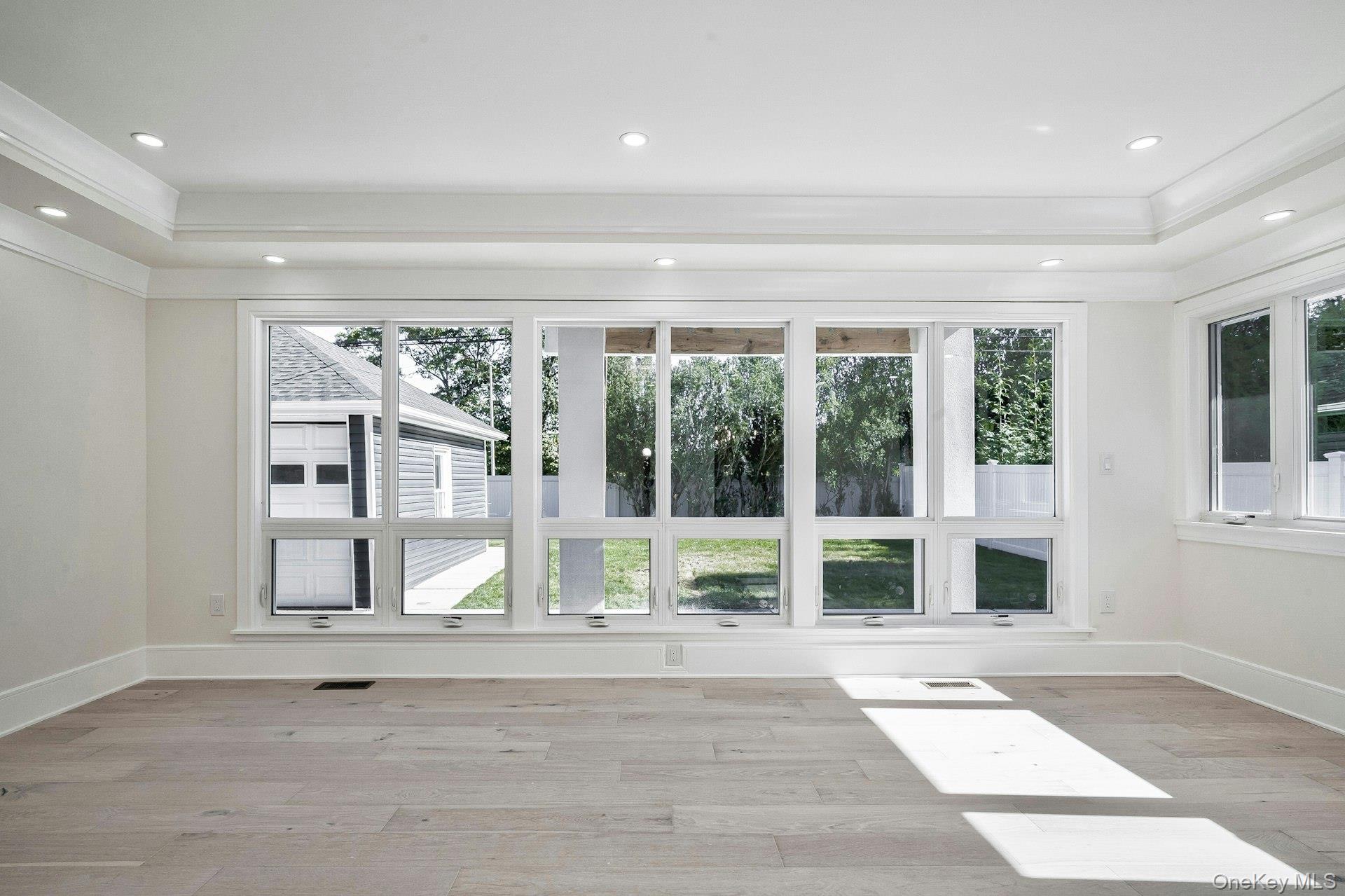 60 Long Drive, Hempstead, NY 11550