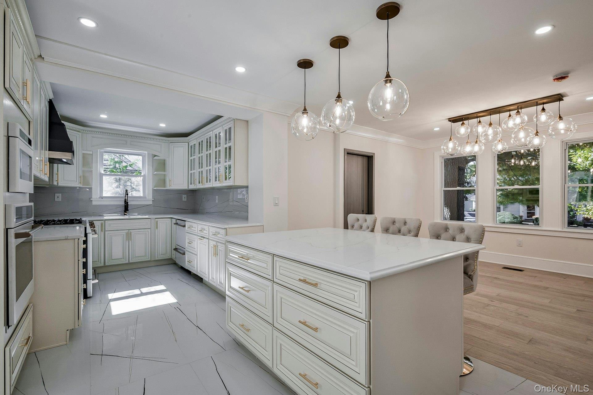 60 Long Drive, Hempstead, NY 11550