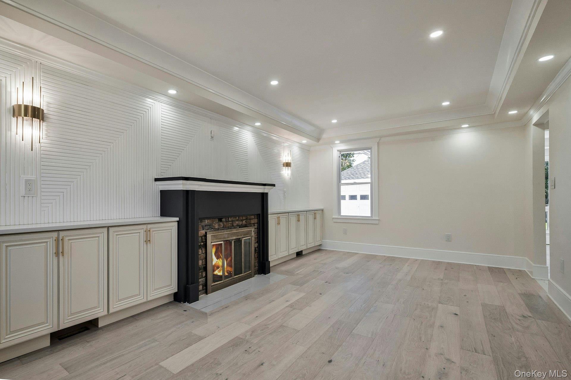 60 Long Drive, Hempstead, NY 11550