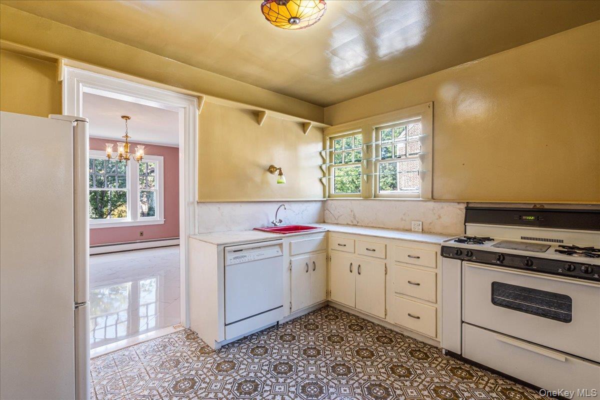 32-15 161st Street, Flushing, NY 11358