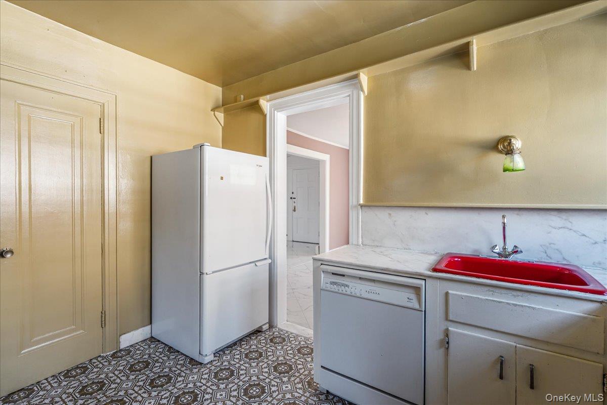 32-15 161st Street, Flushing, NY 11358