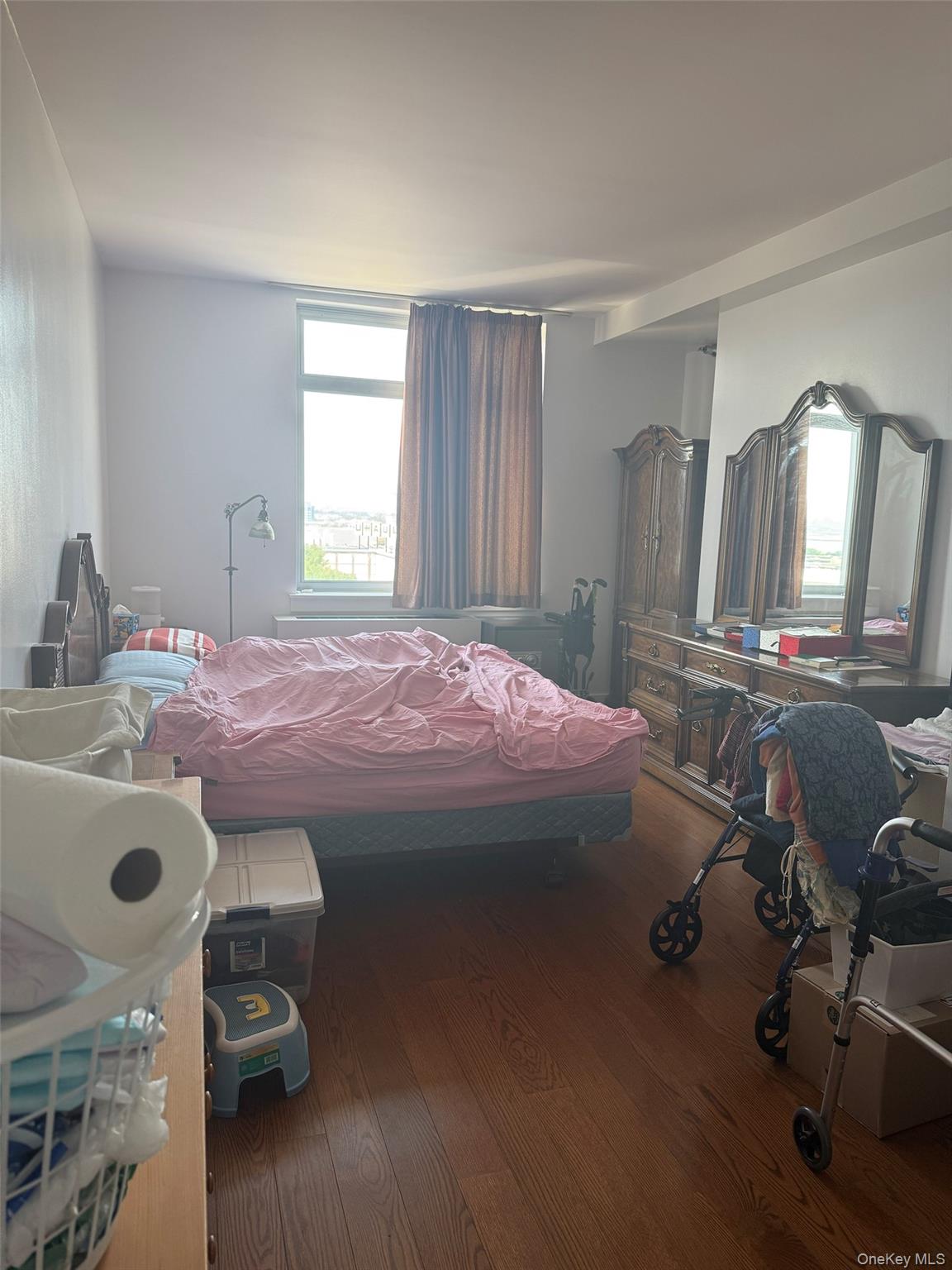 40-28 College point Boulevard # 1203, Flushing, NY 11355