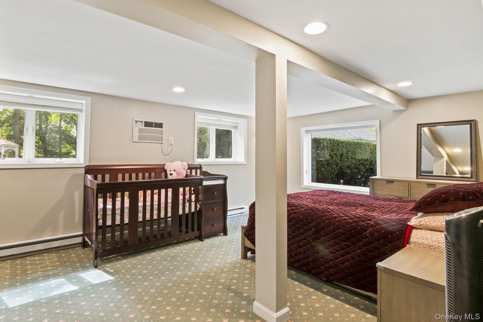 17 Bluebird Lane, Huntington, NY 11743