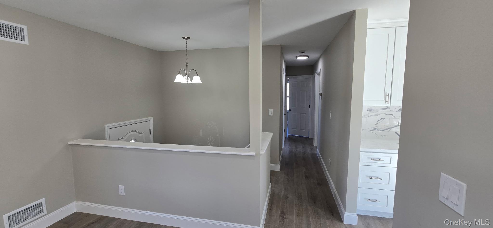 1902 Race Avenue, Medford, NY 11763