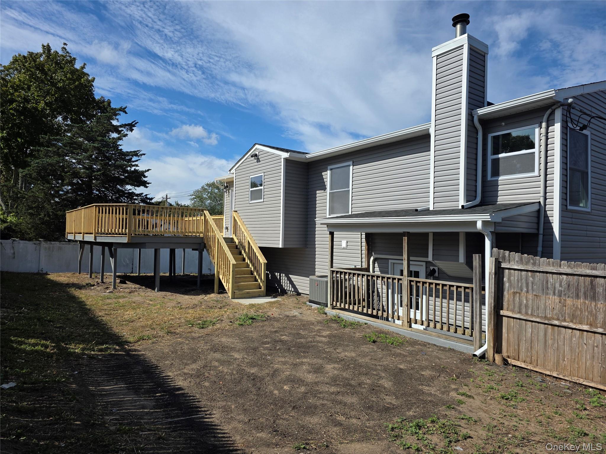 1902 Race Avenue, Medford, NY 11763