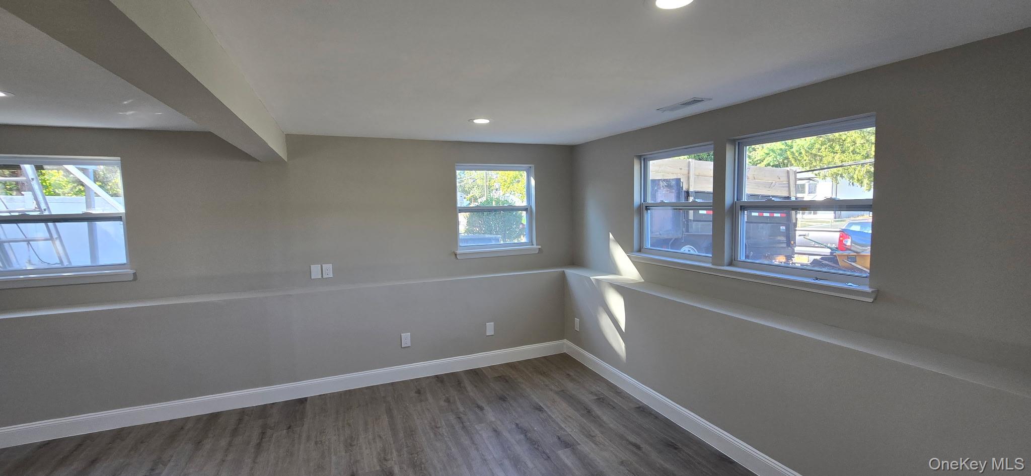 1902 Race Avenue, Medford, NY 11763