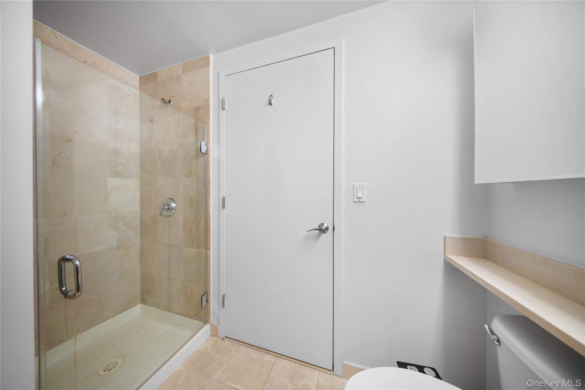 40-22 College point Boulevard # 6H, Flushing, NY 11354