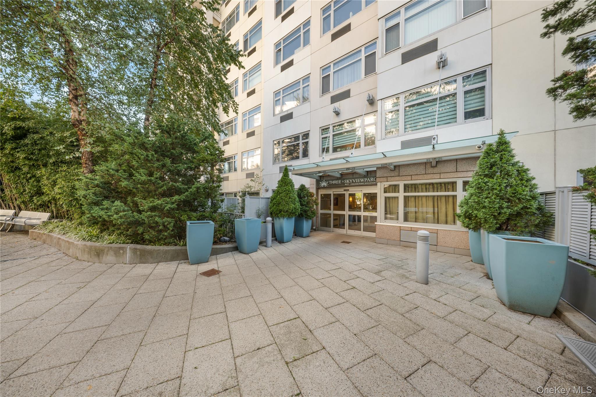40-22 College point Boulevard # 6H, Flushing, NY 11354