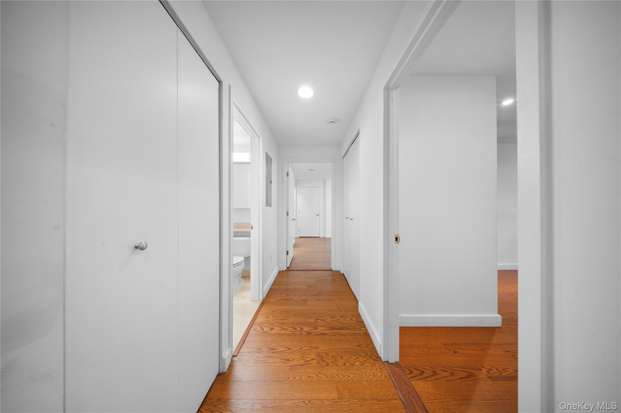 40-22 College point Boulevard # 6H, Flushing, NY 11354