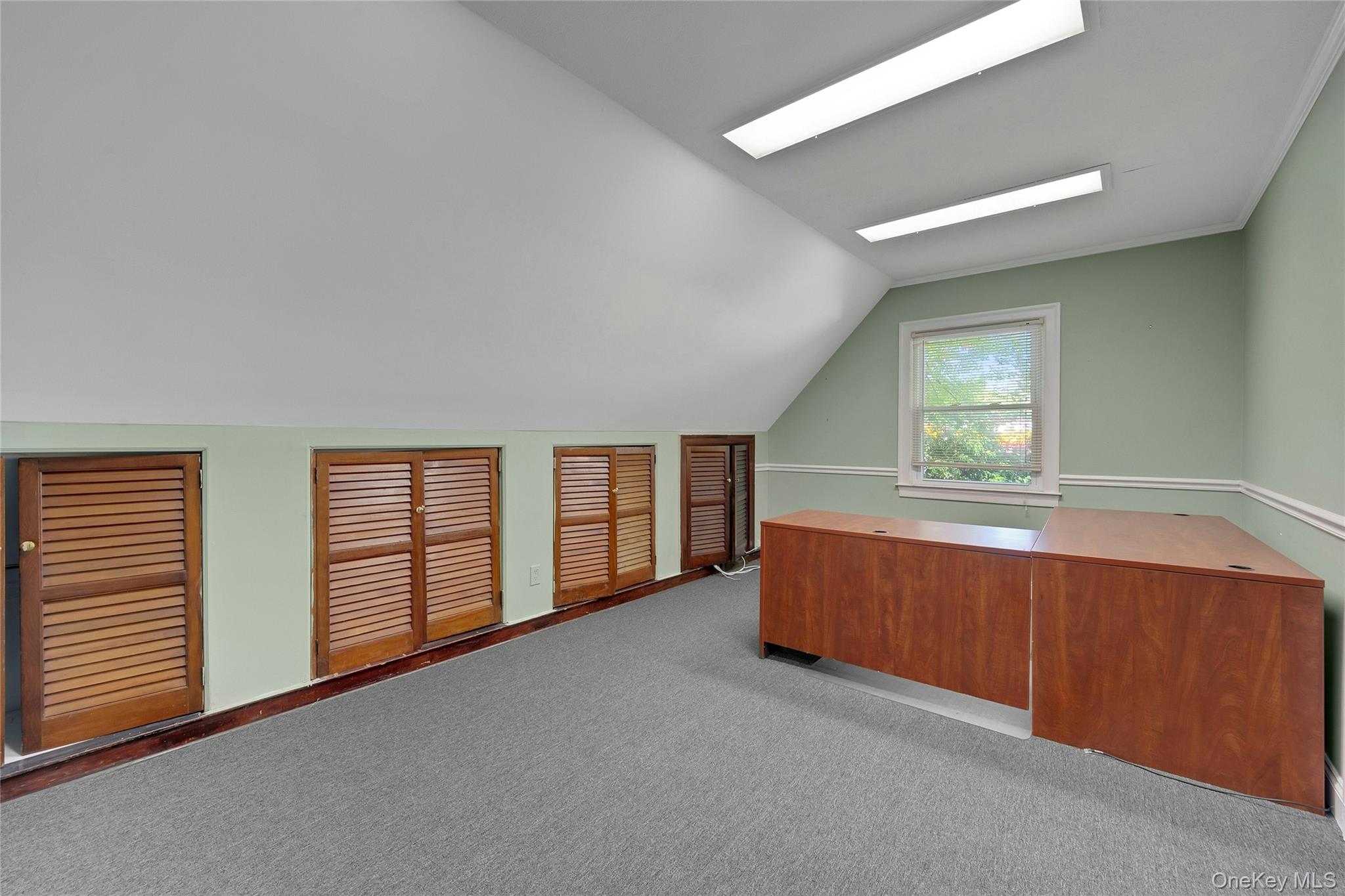 645 Marble Avenue, Thornwood, NY 10594