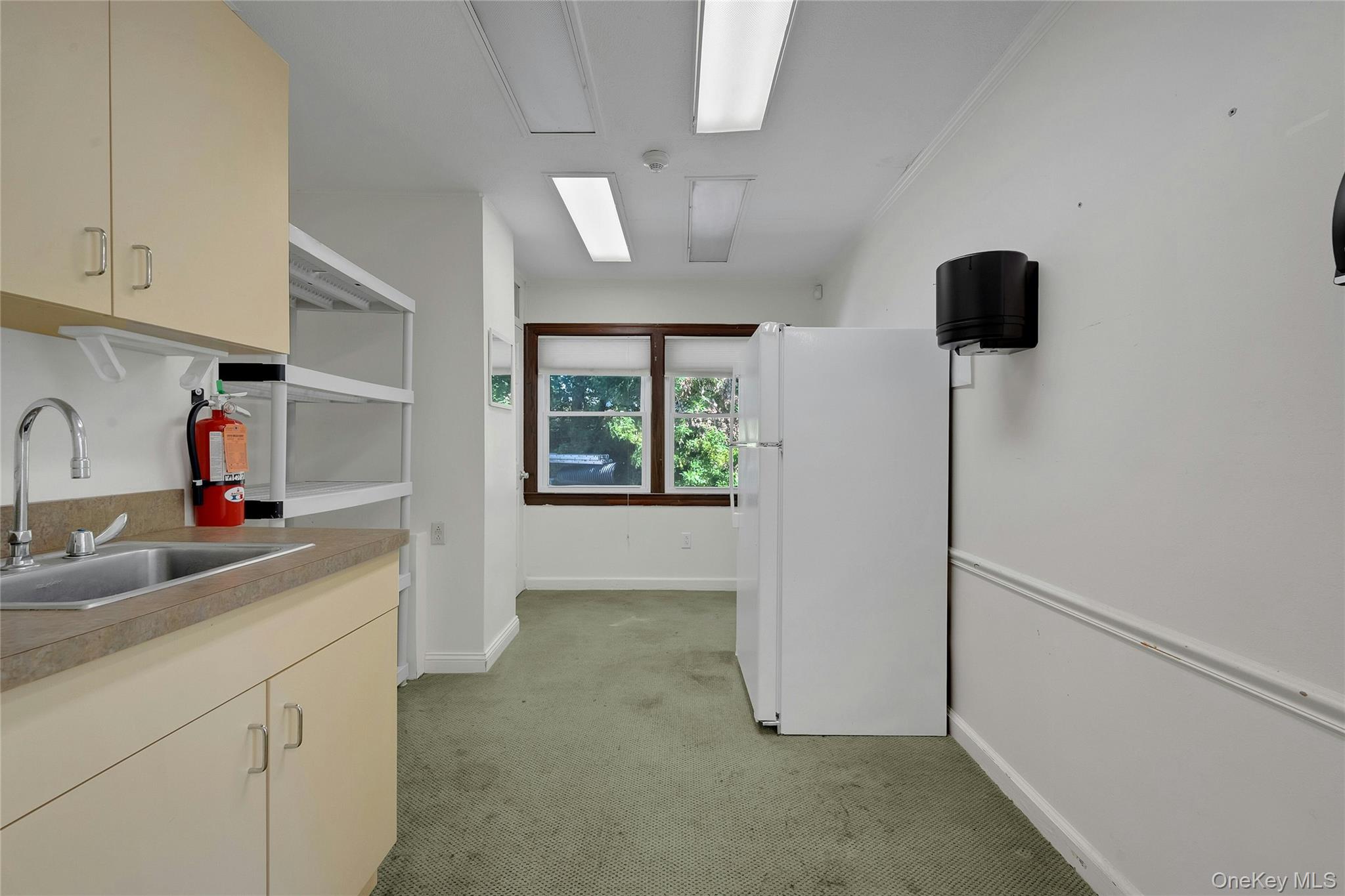 645 Marble Avenue, Thornwood, NY 10594