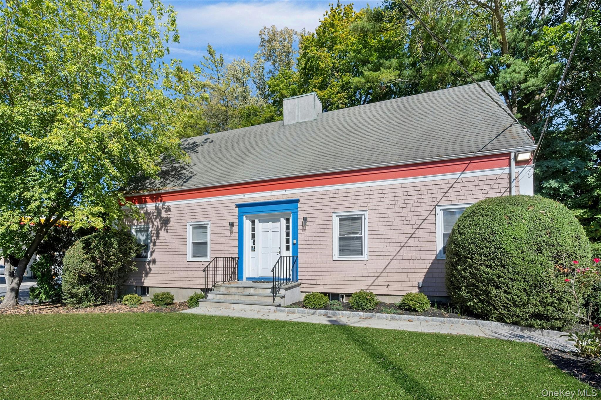 645 Marble Avenue, Thornwood, NY 10594