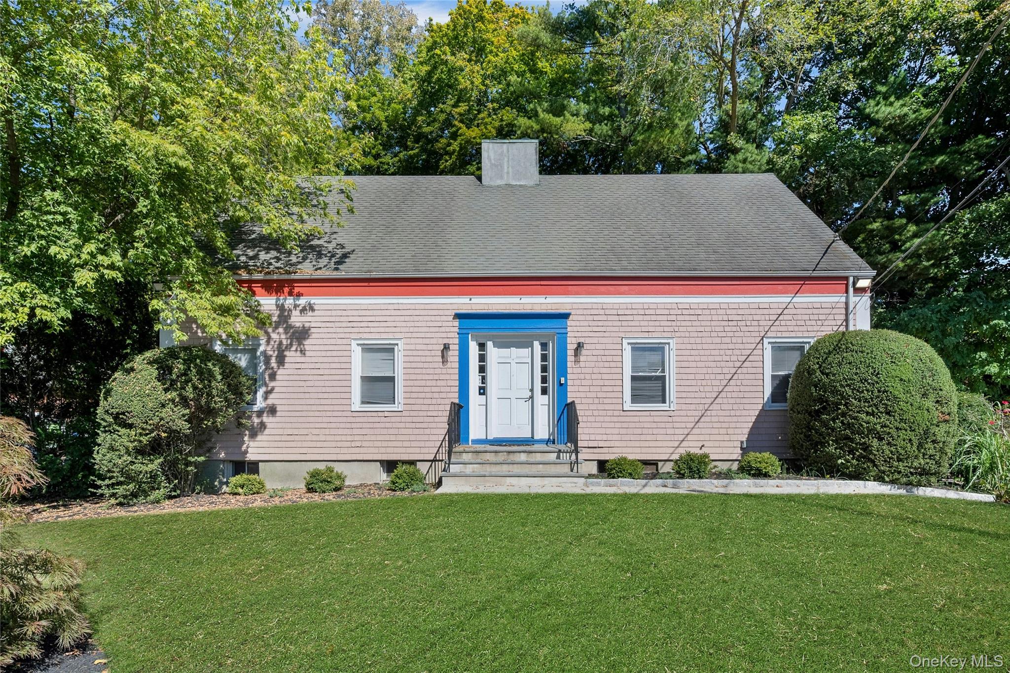 645 Marble Avenue, Thornwood, NY 10594