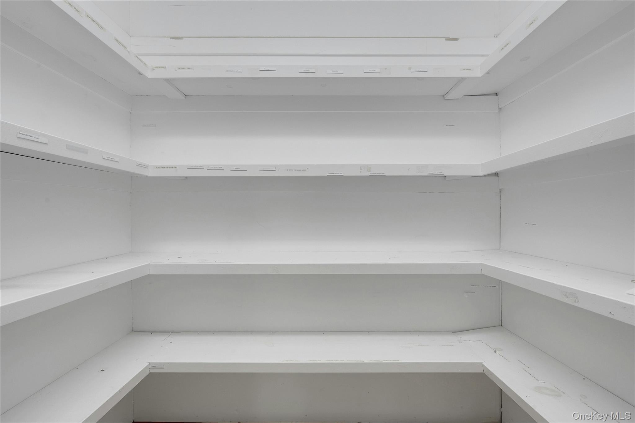 645 Marble Avenue, Thornwood, NY 10594