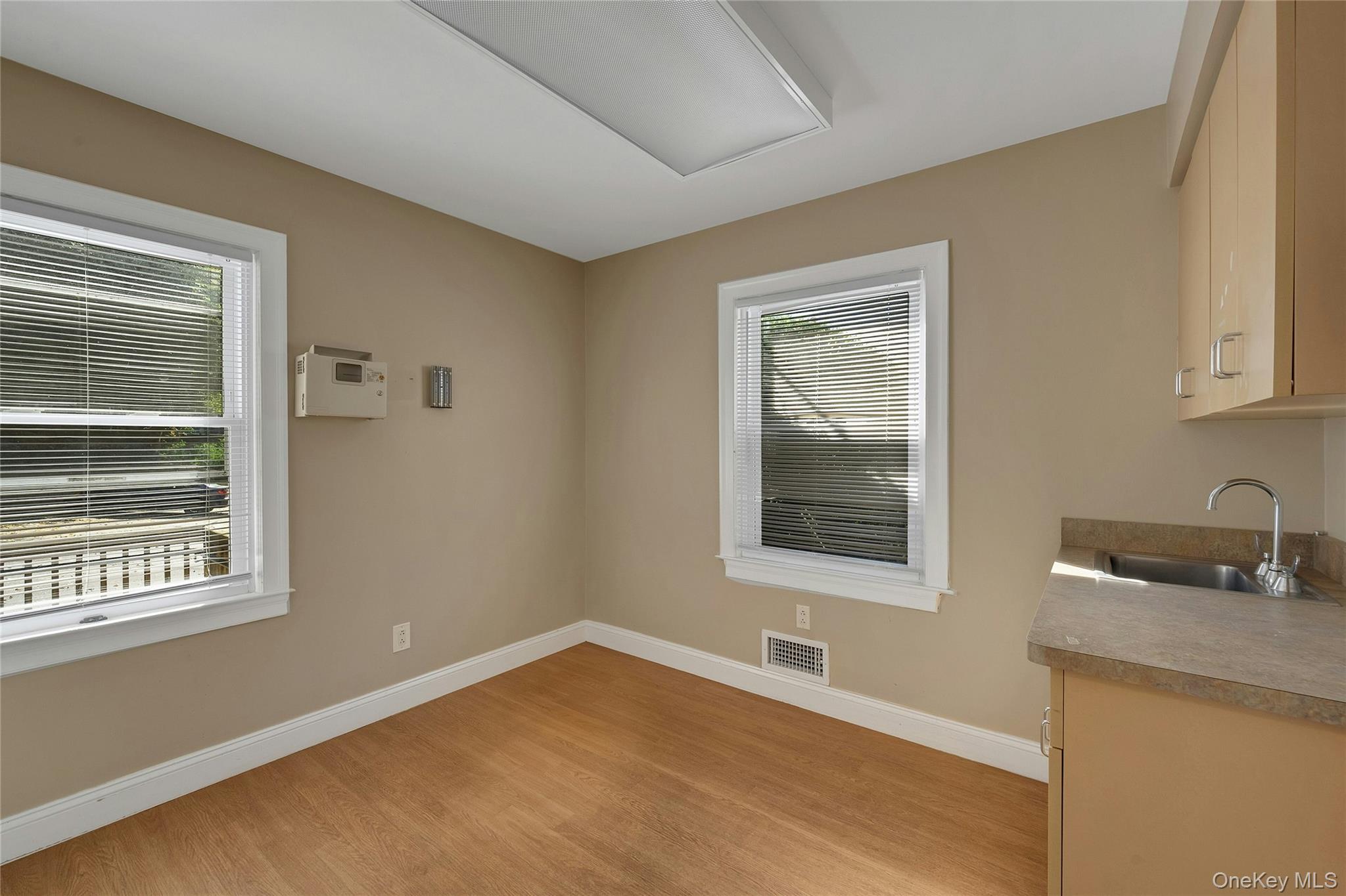 645 Marble Avenue, Thornwood, NY 10594