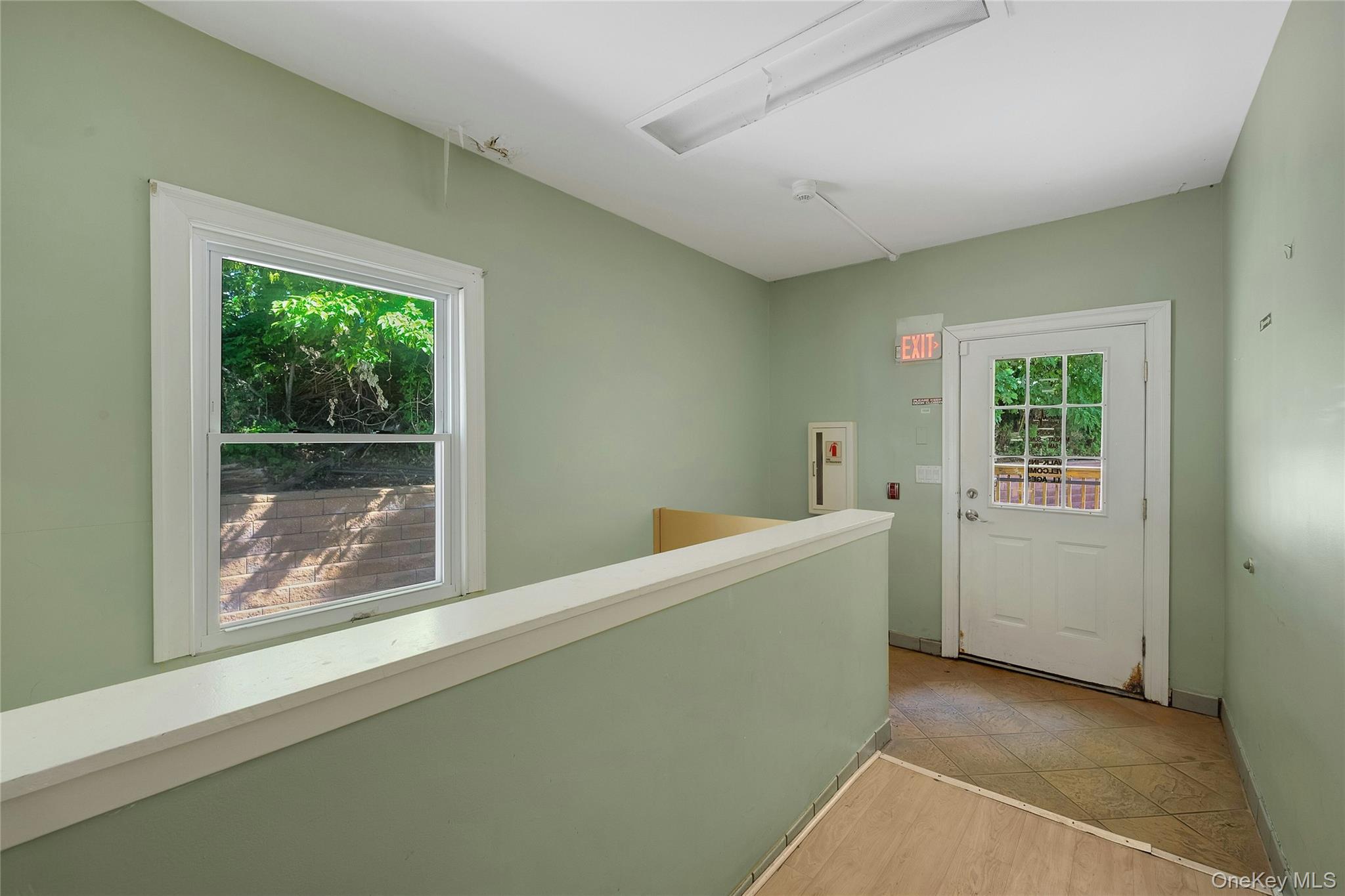 645 Marble Avenue, Thornwood, NY 10594