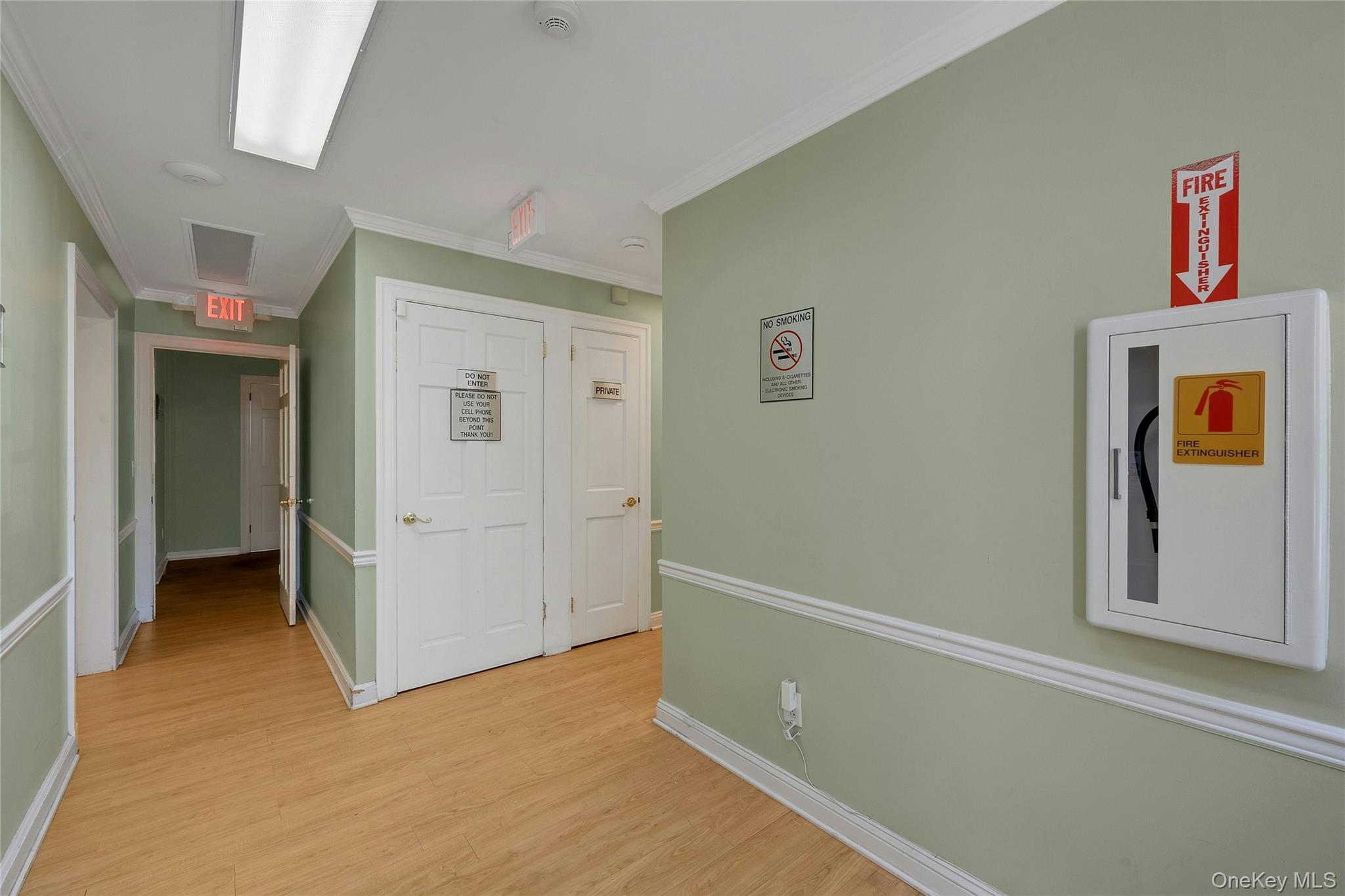 645 Marble Avenue, Thornwood, NY 10594