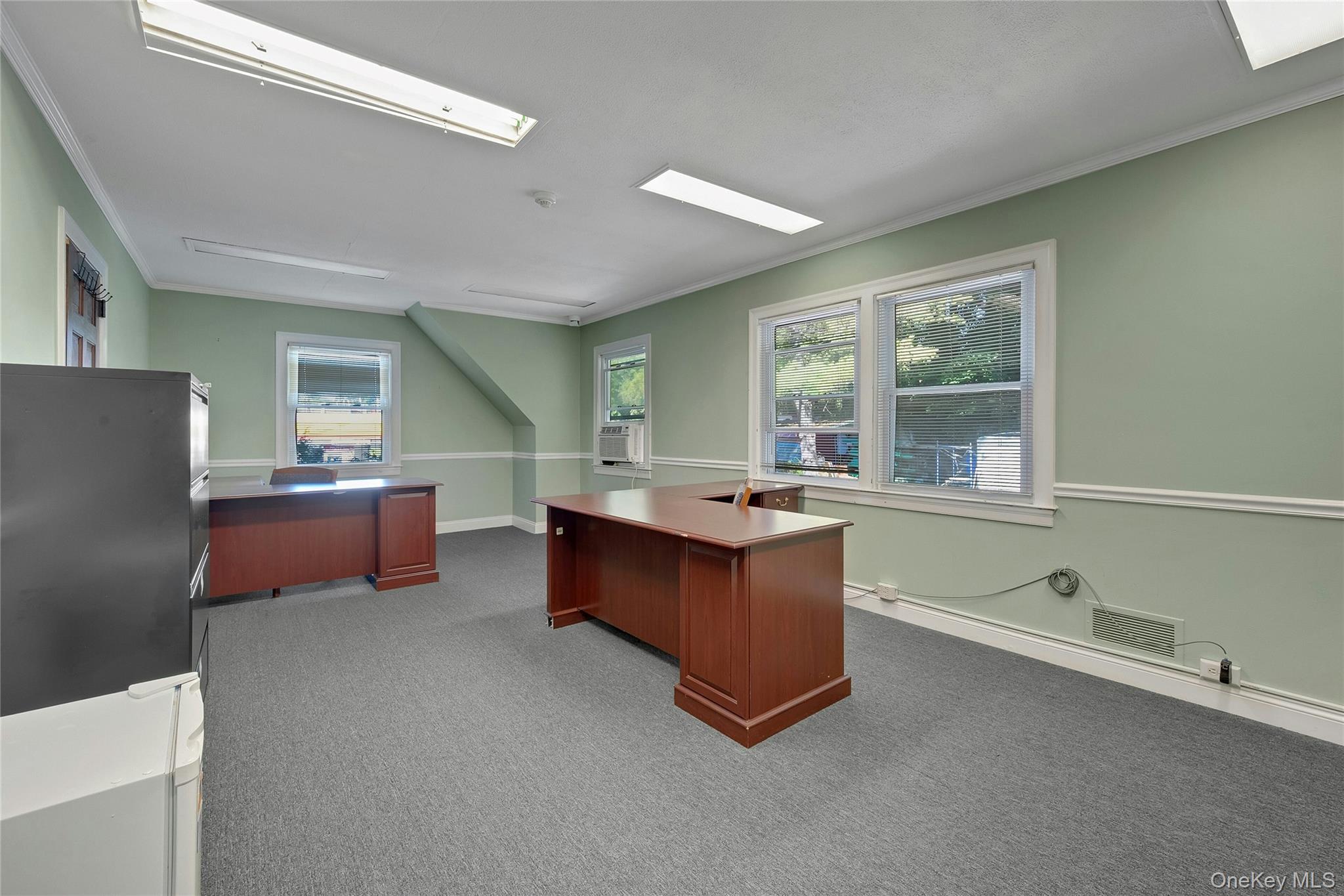 645 Marble Avenue, Thornwood, NY 10594