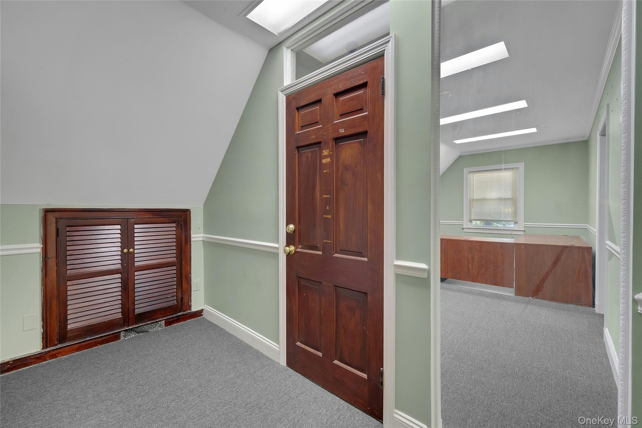 645 Marble Avenue, Thornwood, NY 10594