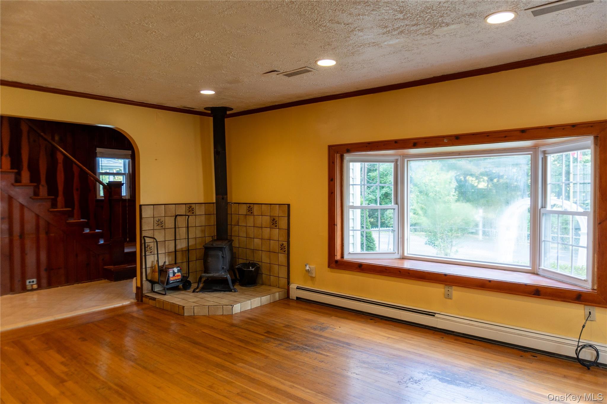 8 Crescent Hill Drive, Cortlandt Manor, NY 10567