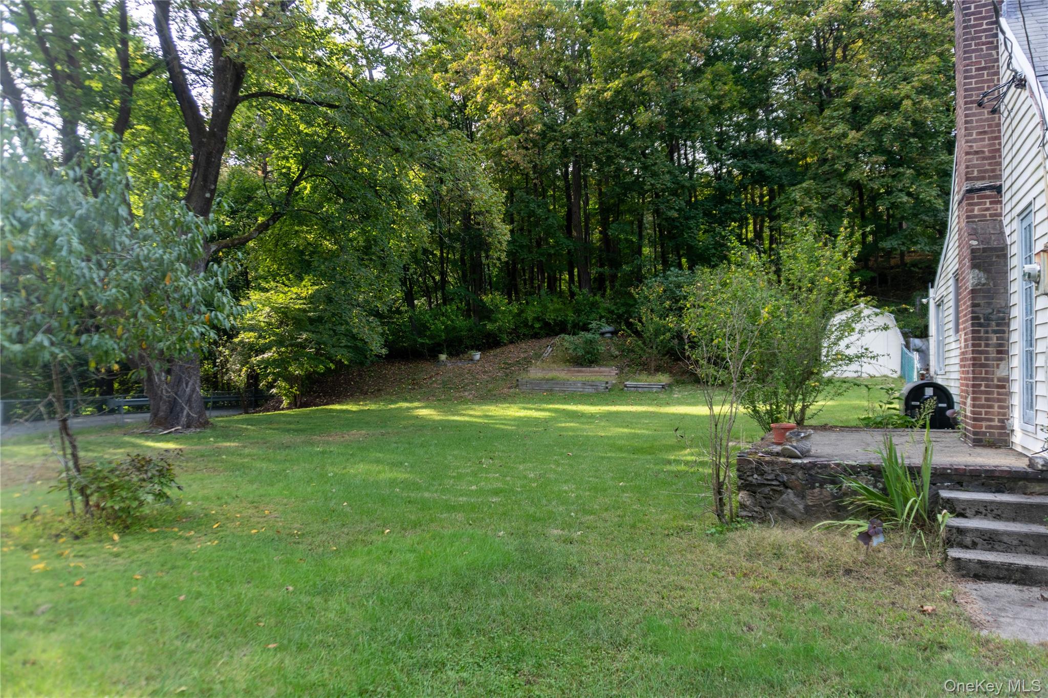 8 Crescent Hill Drive, Cortlandt Manor, NY 10567