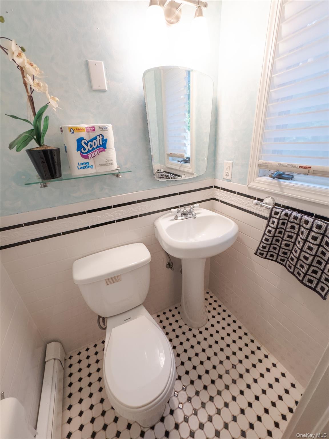 8 Crescent Hill Drive, Cortlandt Manor, NY 10567