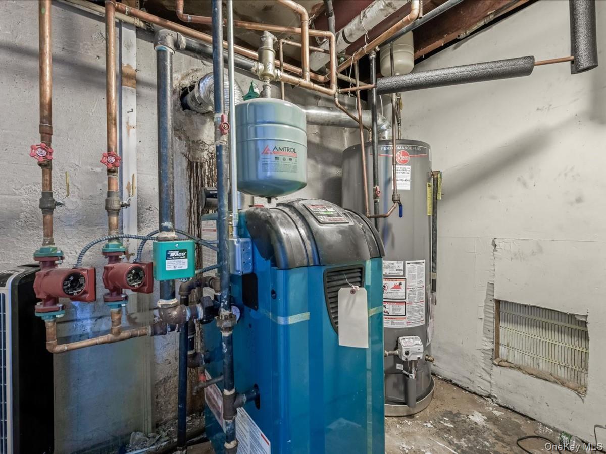 200 W Marshall Street, Hempstead, NY 11550