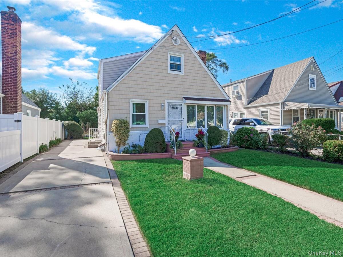 200 W Marshall Street, Hempstead, NY 11550